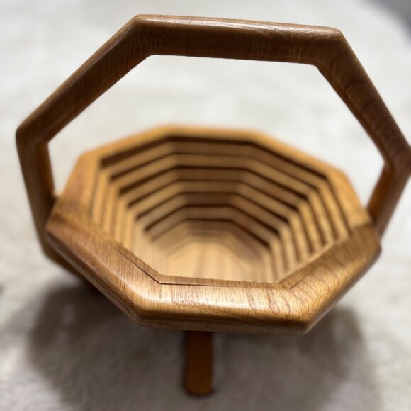 Handcrafted Wooden Collapsible Basket With Handle - Picture 4 of 11